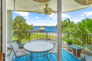 8200 Lakeshore Dr, Hypoluxo, FL 33462, Sold 11/18/22