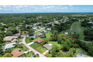 4904 Eagle Dr, Fort Pierce, FL 34951, Sold 08/22/22