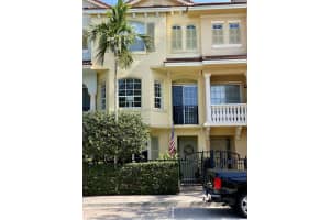 2446 San Pietro Cir, Palm Beach Gardens, FL 33410, Sold 08/04/22