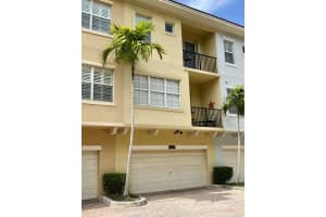 2446 San Pietro Cir, Palm Beach Gardens, FL 33410, Sold 08/04/22