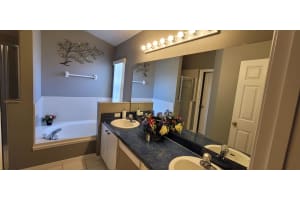 7922  Magnolia Bend Court Kissimmee, FL 34747 Sold 08/19/22