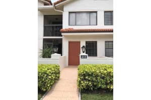 9728 Sills Dr E APT 203, Boynton Beach, FL 33437, Sold 09/30/22