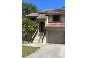5740 Coach House Cir, Boca Raton, FL 33486, Sold 08/29/22