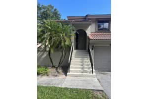 5740 Coach House Cir, Boca Raton, FL 33486, Sold 08/29/22