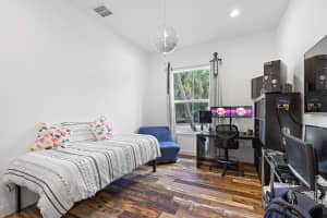 3614 S Dixie Hwy Apt 210, West Palm Beach, FL 33405, Sold 10/13/22