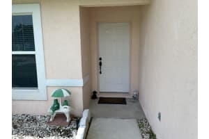 631 Paurotis Ln, Fort Pierce, FL 34982, Sold 10/04/22