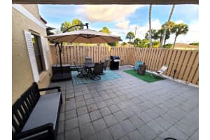 4310 Village Dr d, Delray Beach, FL 33445, Sold 09/30/22