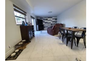 4310 Village Dr d, Delray Beach, FL 33445, Sold 09/30/22