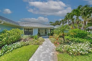 6720 SE Winged Foot Drive, Stuart, FL 34997 Sold 12/23/22