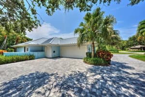 6720 SE Winged Foot Drive, Stuart, FL 34997 Sold 12/23/22