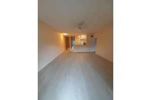 310  Crestwood Circle   206, Royal Palm Beach, FL 33411 Sold 08/12/22