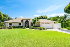 2115 NE Ocapi Court, Jensen Beach, FL 34957 Sold 09/15/22