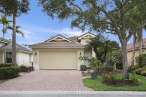 157  Mulberry Grove Road, West Palm Beach, FL 33411 Sold 04/04/23