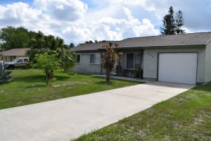 282 SW Bridgeport Drive, Port Saint Lucie, FL 34953 Sold 10/11/22