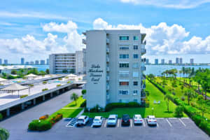 801  Lake Shore Drive   217, Lake Park, FL 33403 Sold 08/18/22