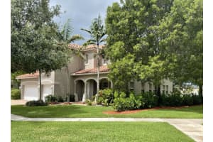 482  Cresta Circle, West Palm Beach, FL 33413 Sold 08/22/22