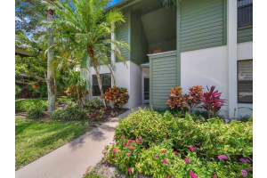 5200 SE Seascape Way   101, Stuart, FL 34997 Sold 08/12/22