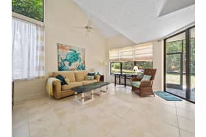 5200 SE Seascape Way   101, Stuart, FL 34997 Sold 08/12/22