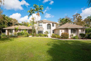15995  Meadow Wood Drive, Wellington, FL 33414 Sold 12/30/22