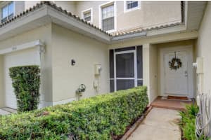9927  Lago Drive, Boynton Beach, FL 33472 Sold 08/22/22