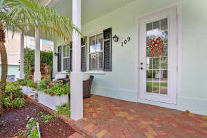 109  Sugarberry Drive, Jupiter, FL 33458 Sold 08/22/22