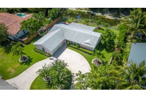8 NW 24th Street, Delray Beach, FL 33444 Sold 01/24/23