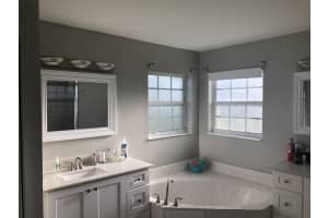 7713 NW 70th Avenue, Parkland, FL 33067 Sold 08/25/22