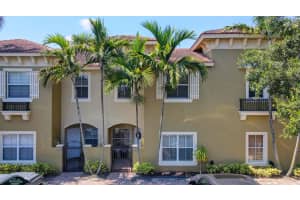 160  Lake Monterey Circle, Boynton Beach, FL 33426 Sold 08/12/22