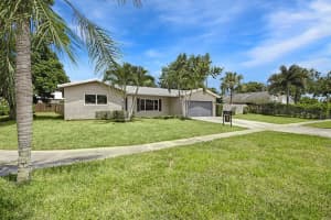 170  Mohigan Circle, Boca Raton, FL 33487 Sold 08/19/22