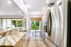 106  Half Moon Circle   F3, Hypoluxo, FL 33462 Sold 08/31/22