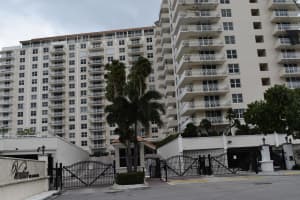 1  Las Olas Circle   414, Fort Lauderdale, FL 33316 Sold 09/15/22