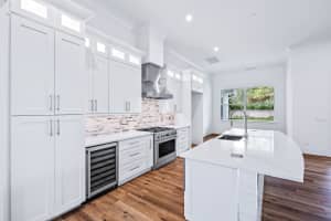 19993  Loxahatchee Pointe Drive, Jupiter, FL 33458 Sold 08/29/22