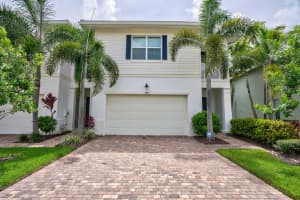 1052  Piccadilly Street, Palm Beach Gardens, FL 33418 Sold 10/25/22