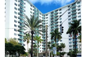 3001 S Ocean Drive   205, Hollywood, FL 33019 Sold 09/30/22