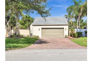 910 NW 22nd Avenue, Delray Beach, FL 33445 Sold 08/26/22
