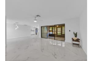 910 NW 22nd Avenue, Delray Beach, FL 33445 Sold 08/26/22