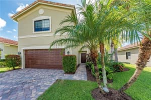 5550  42nd Terrace, Vero Beach, FL 32967 Sold 08/12/22