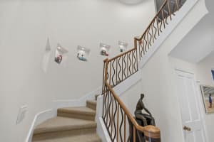 2045  La Porte Drive, Palm Beach Gardens, FL 33410 Sold 08/19/22