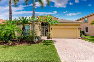 1581 SE Tradition Trace, Stuart, FL 34997 Sold 09/06/22