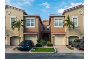 4910  Bonsai Circle   106, Palm Beach Gardens, FL 33418 Sold 07/28/22