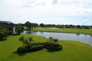 3200  Twin Lakes Terrace   206, Fort Pierce, FL 34951 Sold 11/07/22