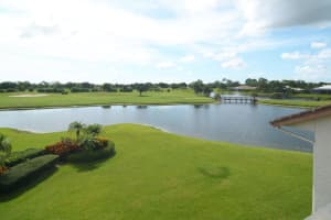 3200  Twin Lakes Terrace   206, Fort Pierce, FL 34951 Sold 11/07/22