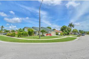 197  Parkwood Drive, Royal Palm Beach, FL 33411 Sold 08/22/22