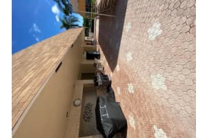 10  Willowbrook Lane   202, Delray Beach, FL 33446 Sold 09/30/22