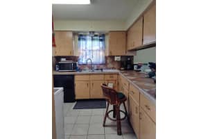 208  Shoreview Drive, Green Acres, FL 33463 Sold 10/20/22