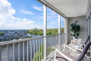 1523 E Hillsboro Boulevard   736, Deerfield Beach, FL 33441 Sold 09/29/22