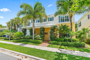 107  Kopsia Drive, Jupiter, FL 33458 Sold 08/30/22