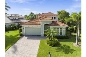 910 SW Palm Cove Drive, Palm City, FL 34990 Sold 11/17/22