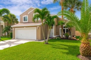 4632 SE Winter Haven Court, Stuart, FL 34997 Sold 09/26/22
