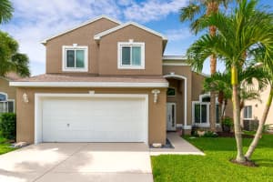 4632 SE Winter Haven Court, Stuart, FL 34997 Sold 09/26/22